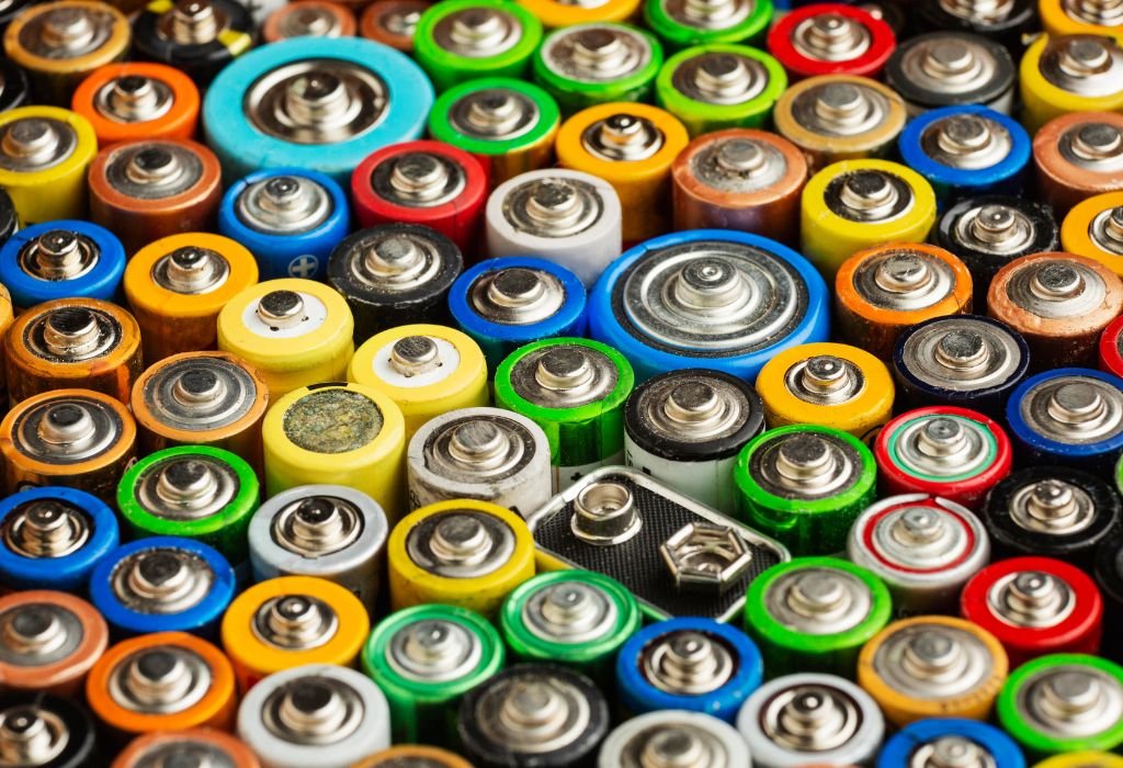 Battery Platforms 101 (Voltage, Cells, BMS)