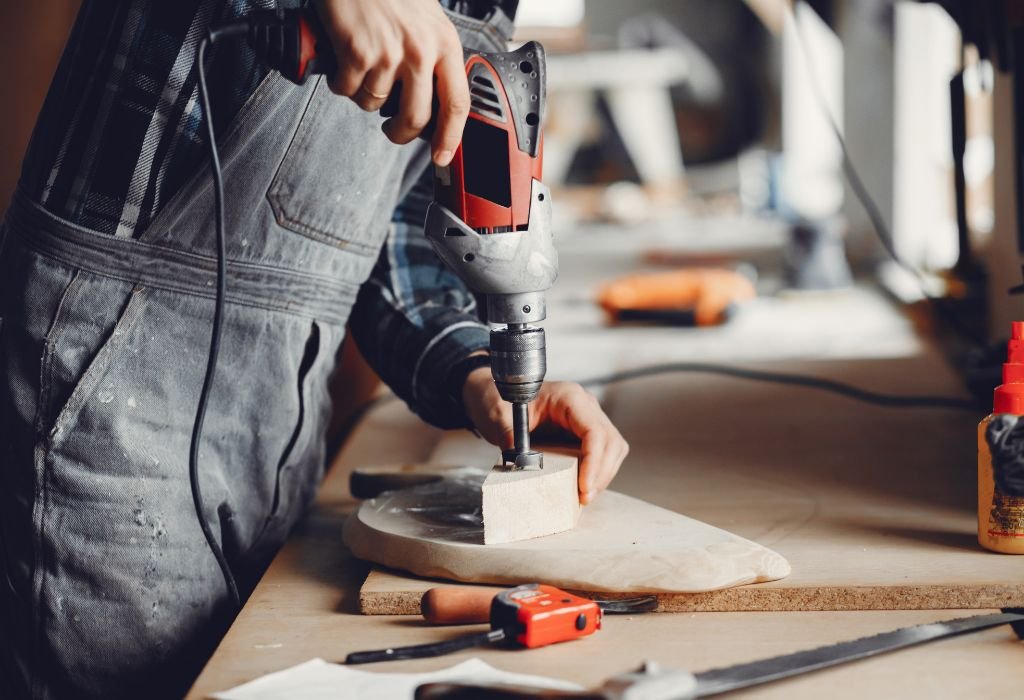 How Does a Cordless Drill Work?