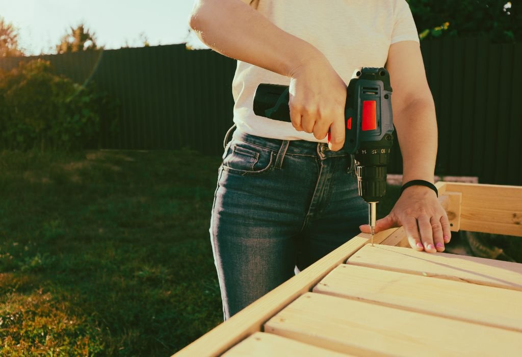 Practical Tips for Using Cordless Drills Outdoors