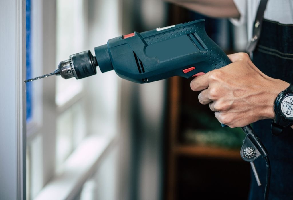 What is a Cordless Drill?