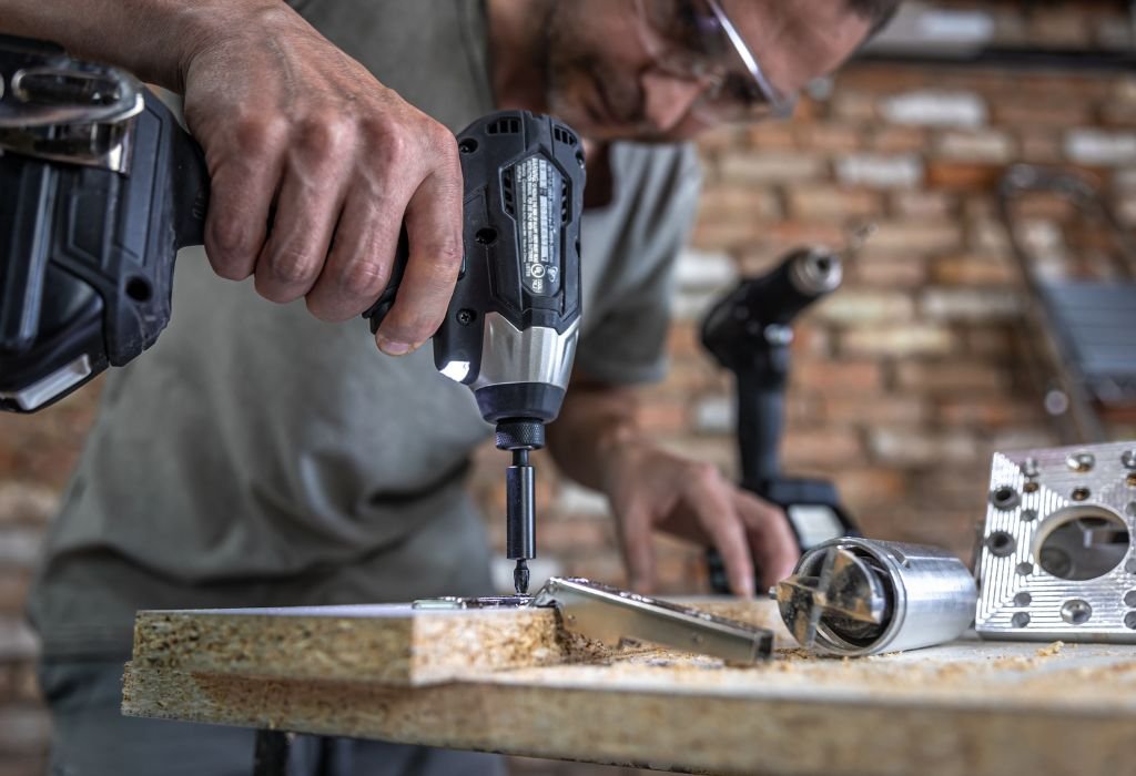 What is a Cordless Impact Driver?