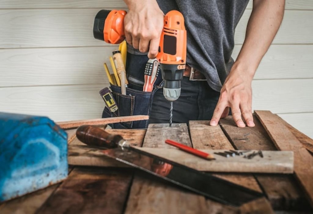 Quick Reference — How to Put a Drill Bit in an Impact Driver