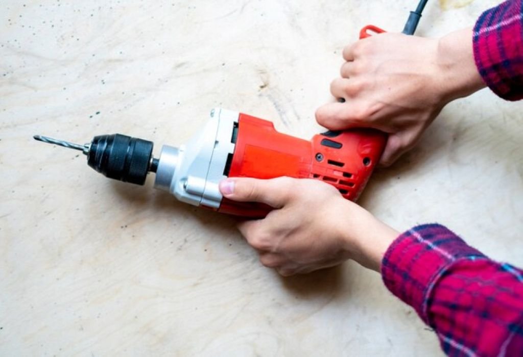 Tips for Drilling Safely With an Impact Driver