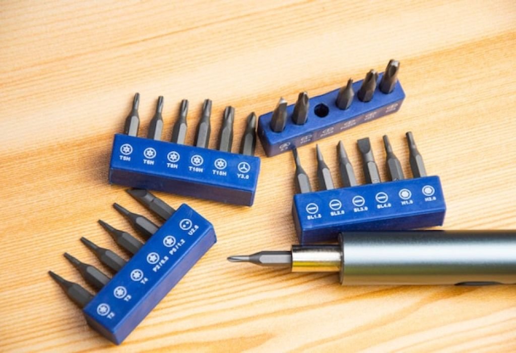 Chuck vs Collet—Bit Compatibility and Use Cases