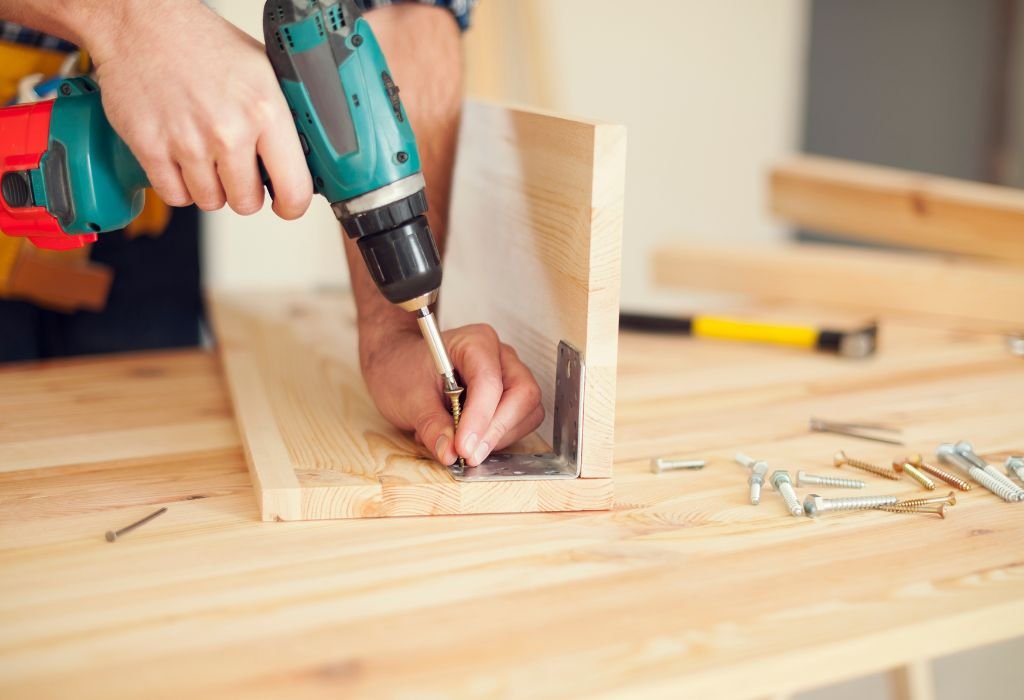 What Defines a Heavy Duty Cordless Drill?
