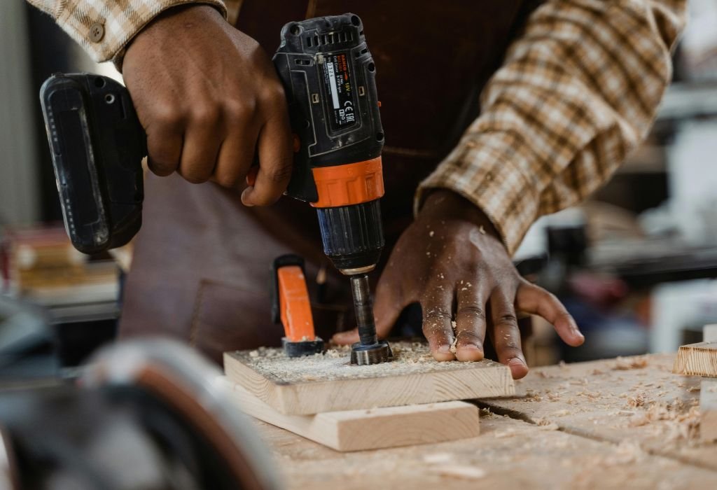 What Is a Cordless Hammer Drill?