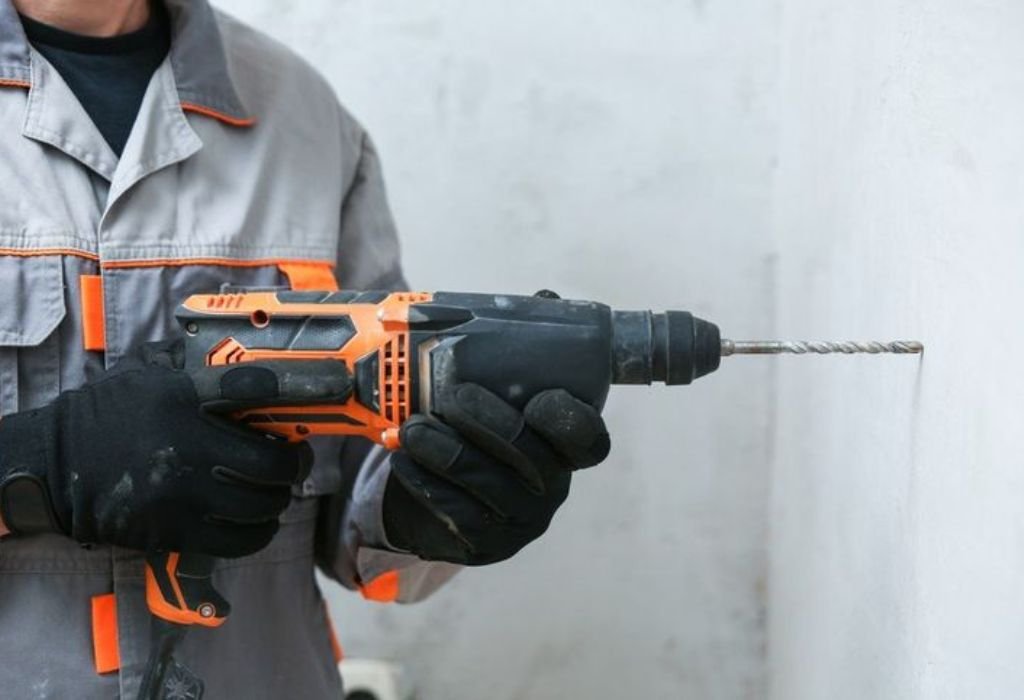What a Rotary Hammer Drill Is and Why Risk Exists
