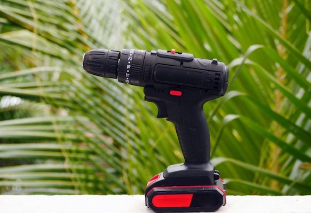 How Long to Charge a Durabuilt 4.8V Cordless Screwdriver