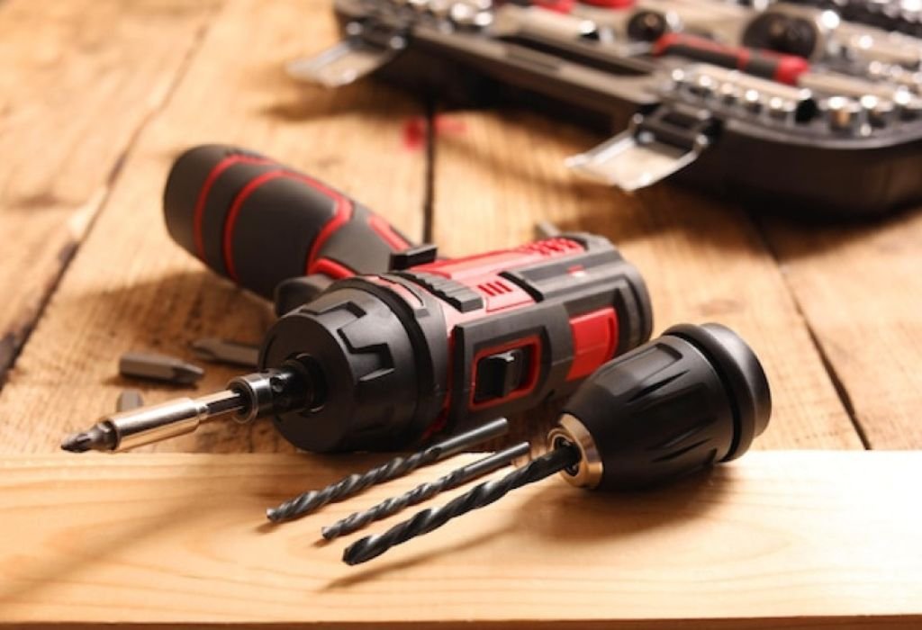 Tips for Getting the Most Out of a Cordless Screwdriver