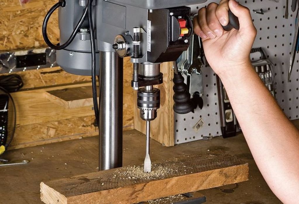 Step-by-Step Guide: How to Center a Drill Press