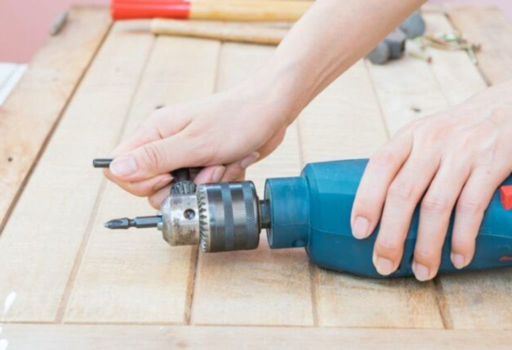 Why Magnetize a Drill Bit?