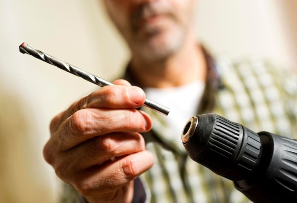 Why Magnetic Drill Bits Get Stuck in the Arbor