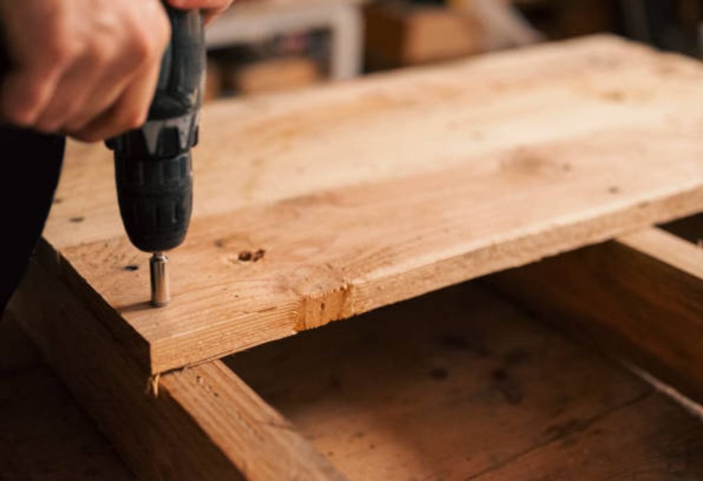 Understanding the Basics of Wood and Screws
