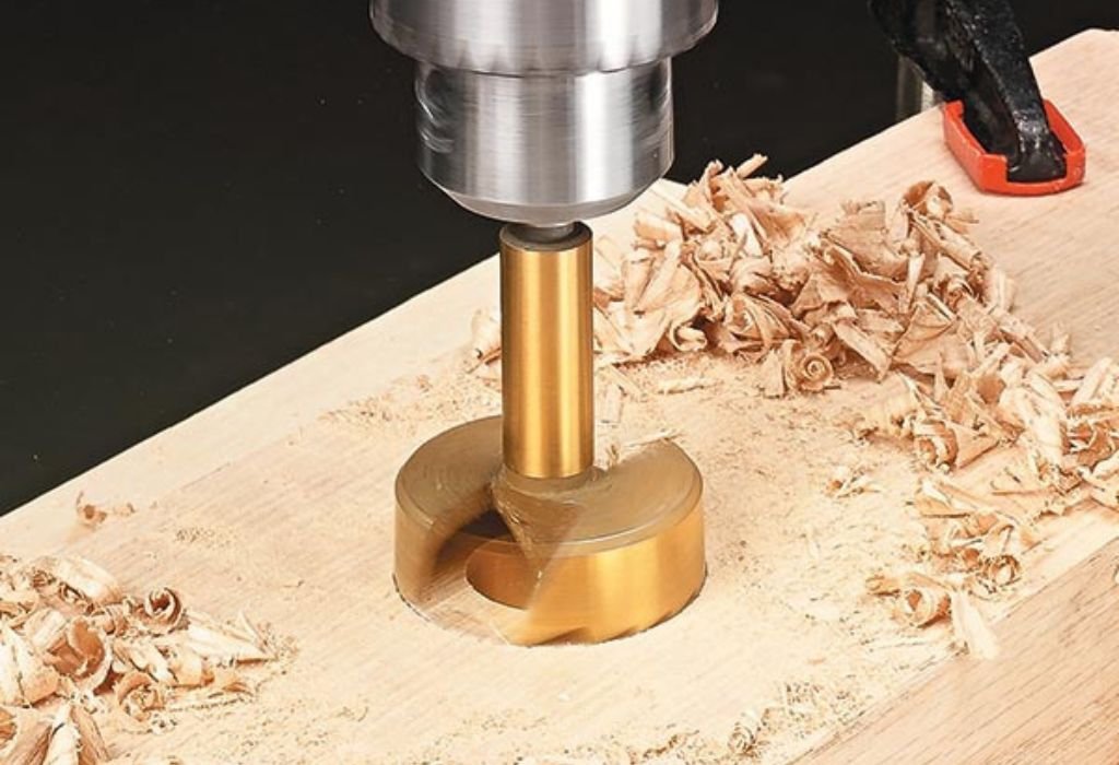 Finishing and Cleaning Large Holes