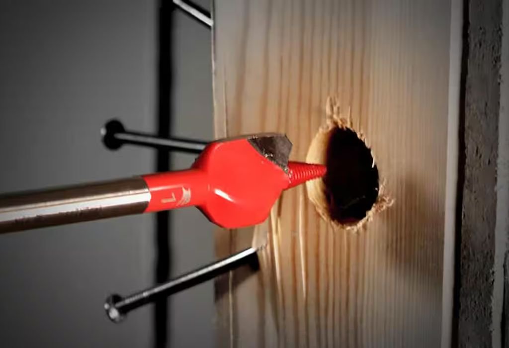 How to Drill a Perfect 1 Inch Hole in Wood