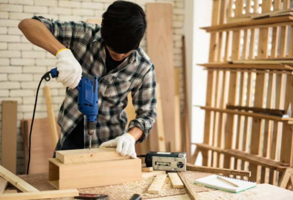 How to Drill a Rectangular Hole in Wood Like a Pro