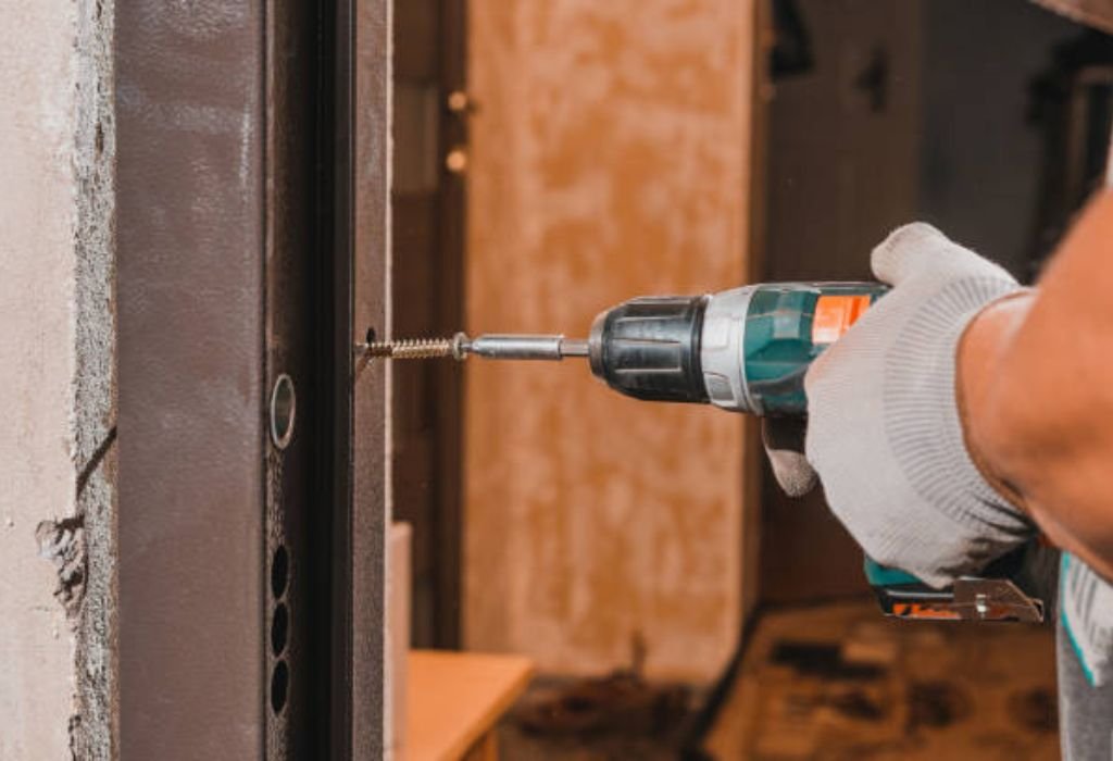 How To Prepare Your Metal Door Before Drilling