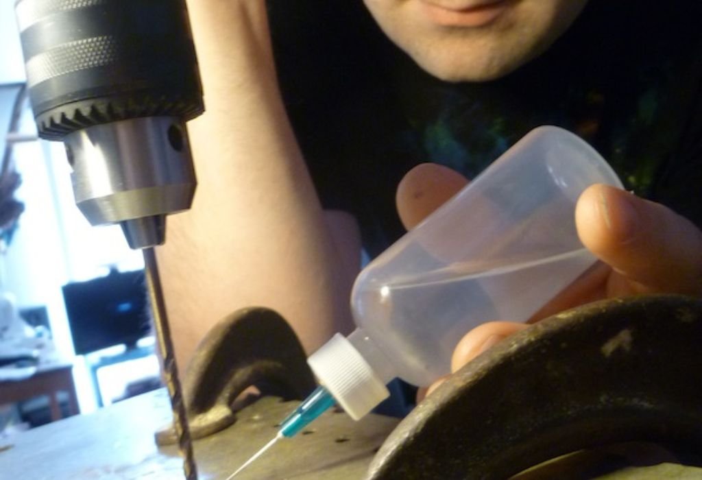 Should You Use Oil When Drilling Metal For Cleaner And Safer Results