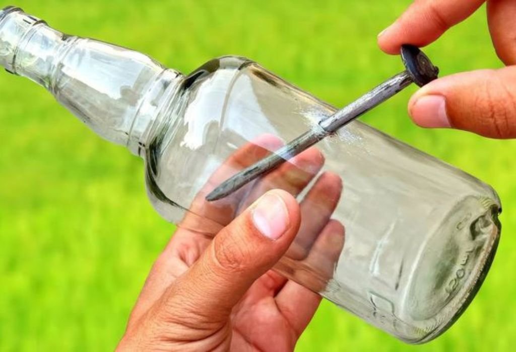 Common Mistakes to Avoid While Cutting Glass Bottles