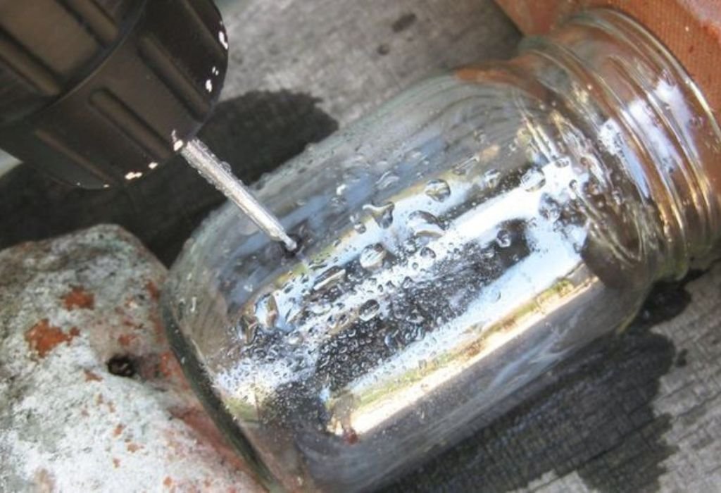 What Makes Crystal Different From Normal Glass