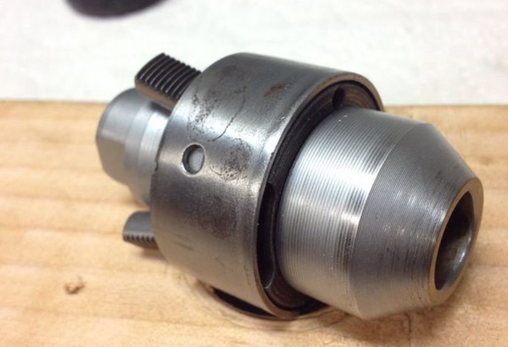 How to Open and Disassemble the Keyless Chuck