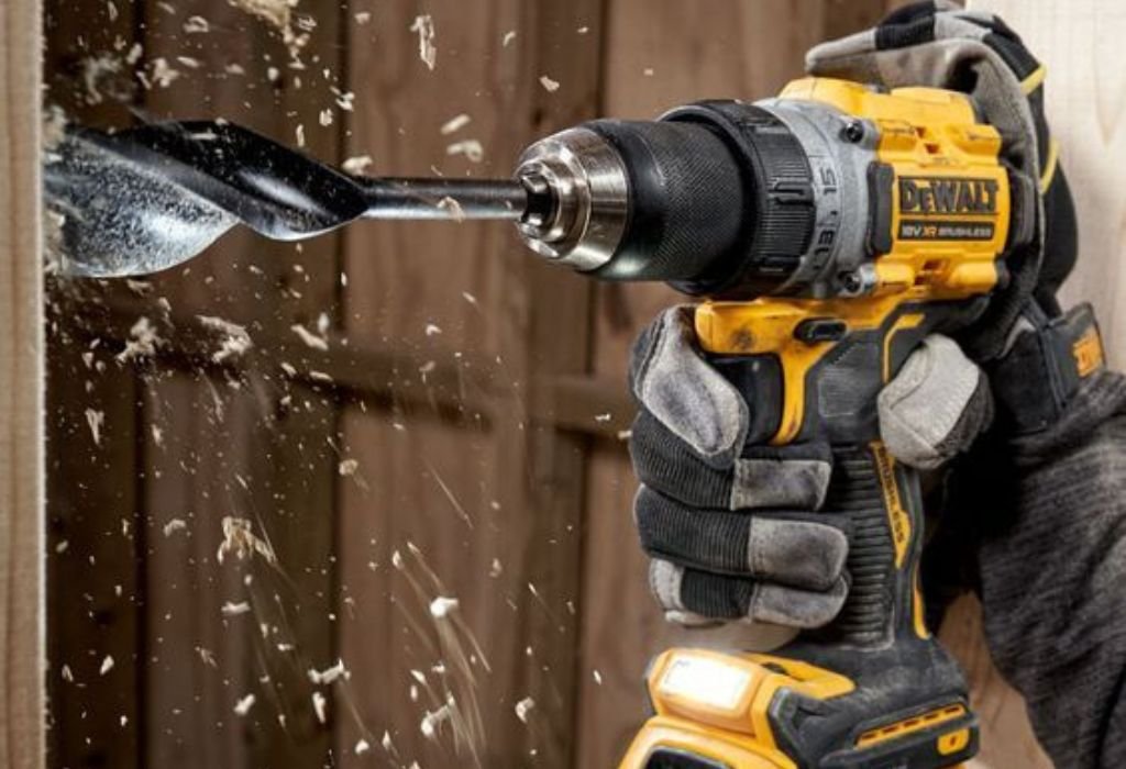 What a Hand Drill Is and How It Works