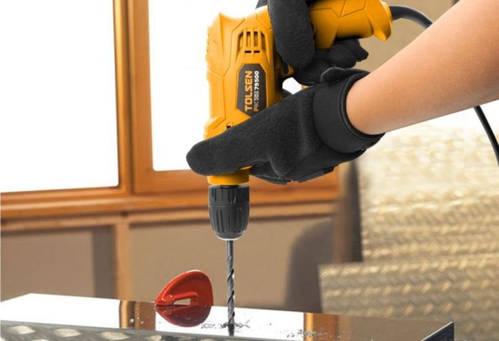 What Skipping Means in Hand Drill Operations