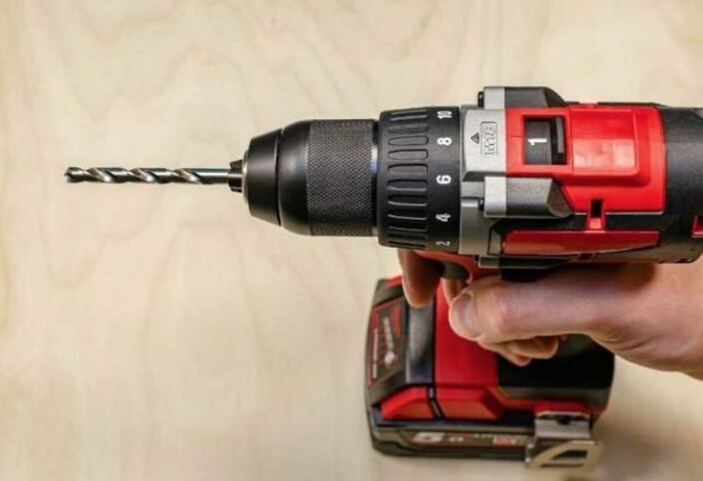 Why Depth Control Is Important in Hand Drilling
