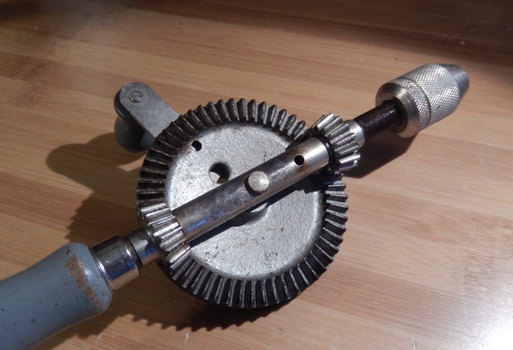 Hand Drill Lubrication Needs Guide for Better Performance